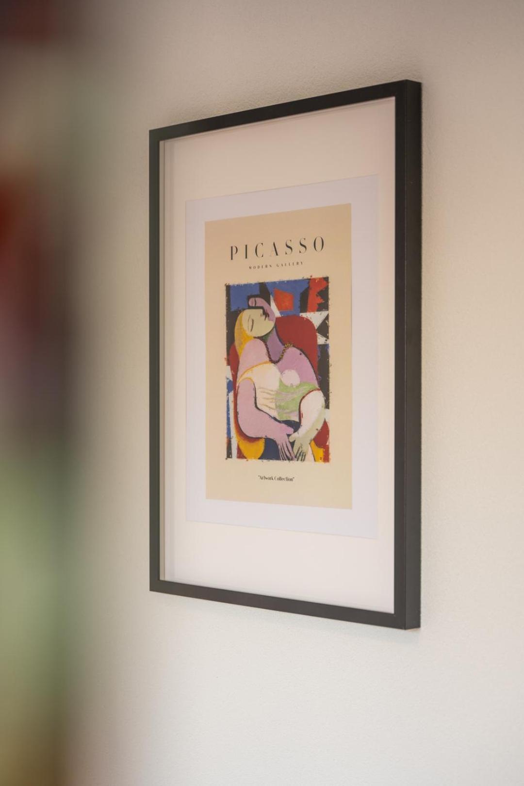 Special Primero Picasso Apartment Basel, Bahnhof Grossbasel 10-Star Exterior photo
